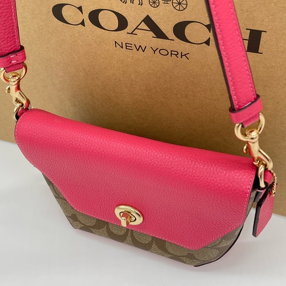 Coach Signature Karlee Xbody Bag - Picture 4 of 13